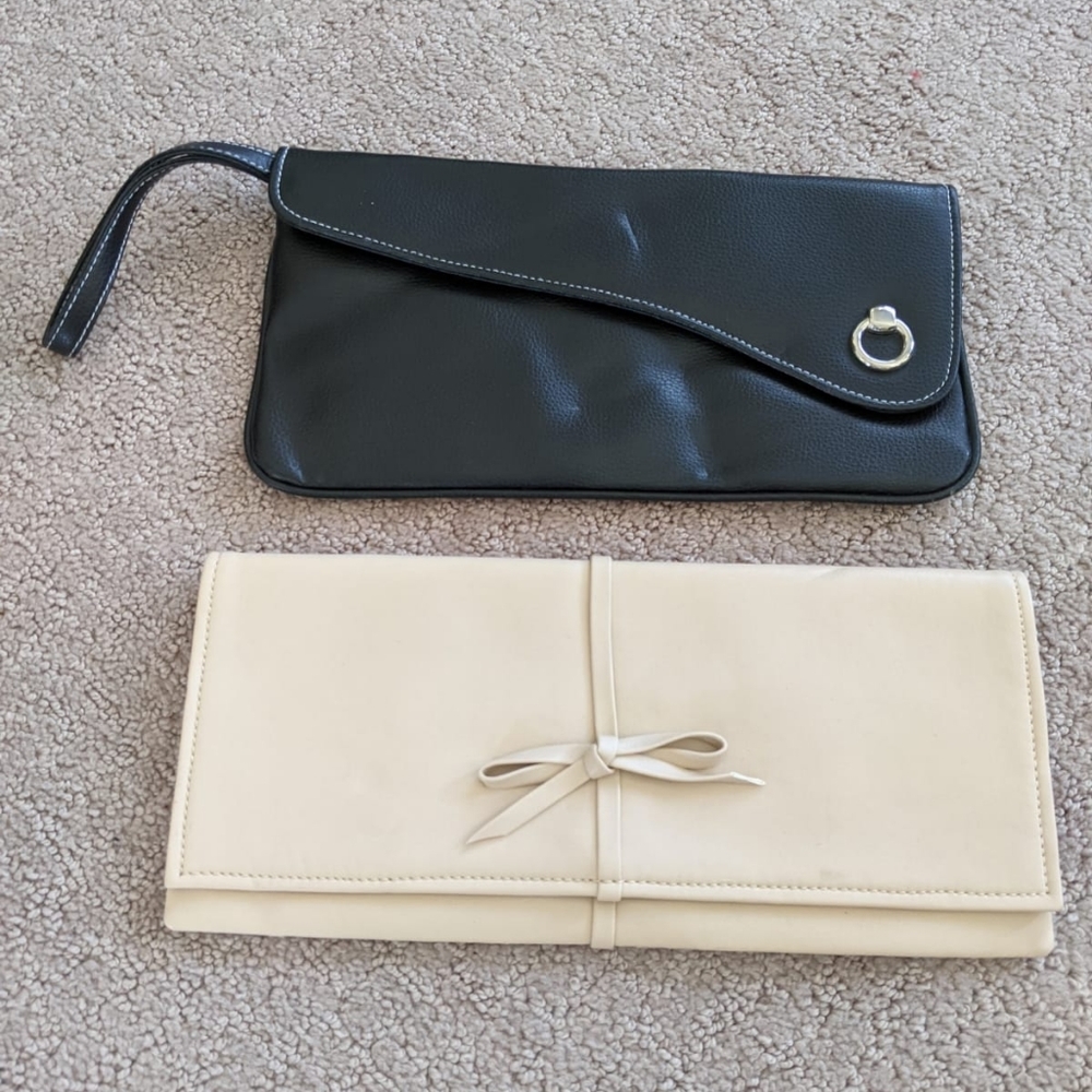 2 clutches w/magnetic closures